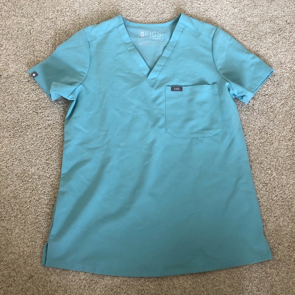 Figs Scrub Top